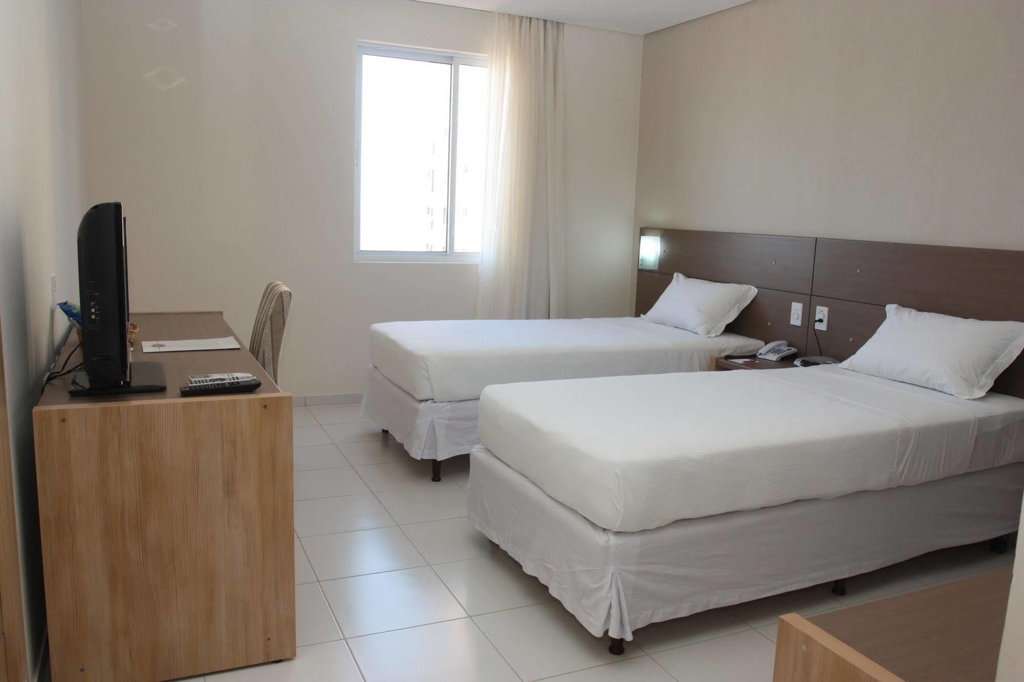 Stop Way Hotel Sao Luis Luaran gambar